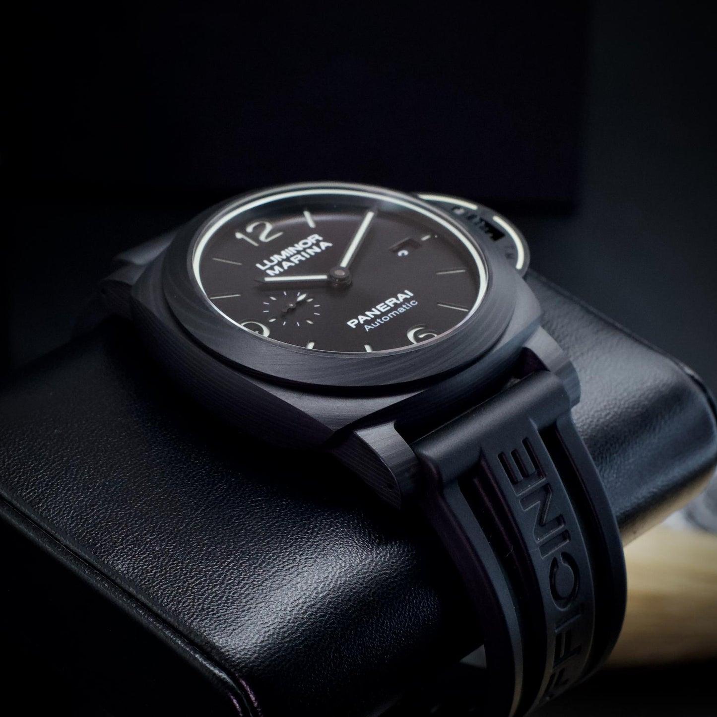 Panerai Luminor Marina Carbotech 44mm Limited 270 Pam01118 70 Year Warranty