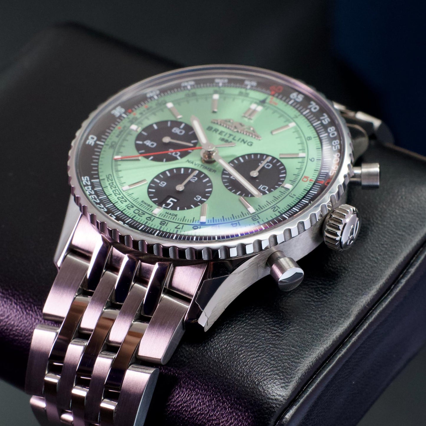 Breitling Navitimer B01 AB0138241L1A1 43mm Mint Green Dial Steel Box Papers