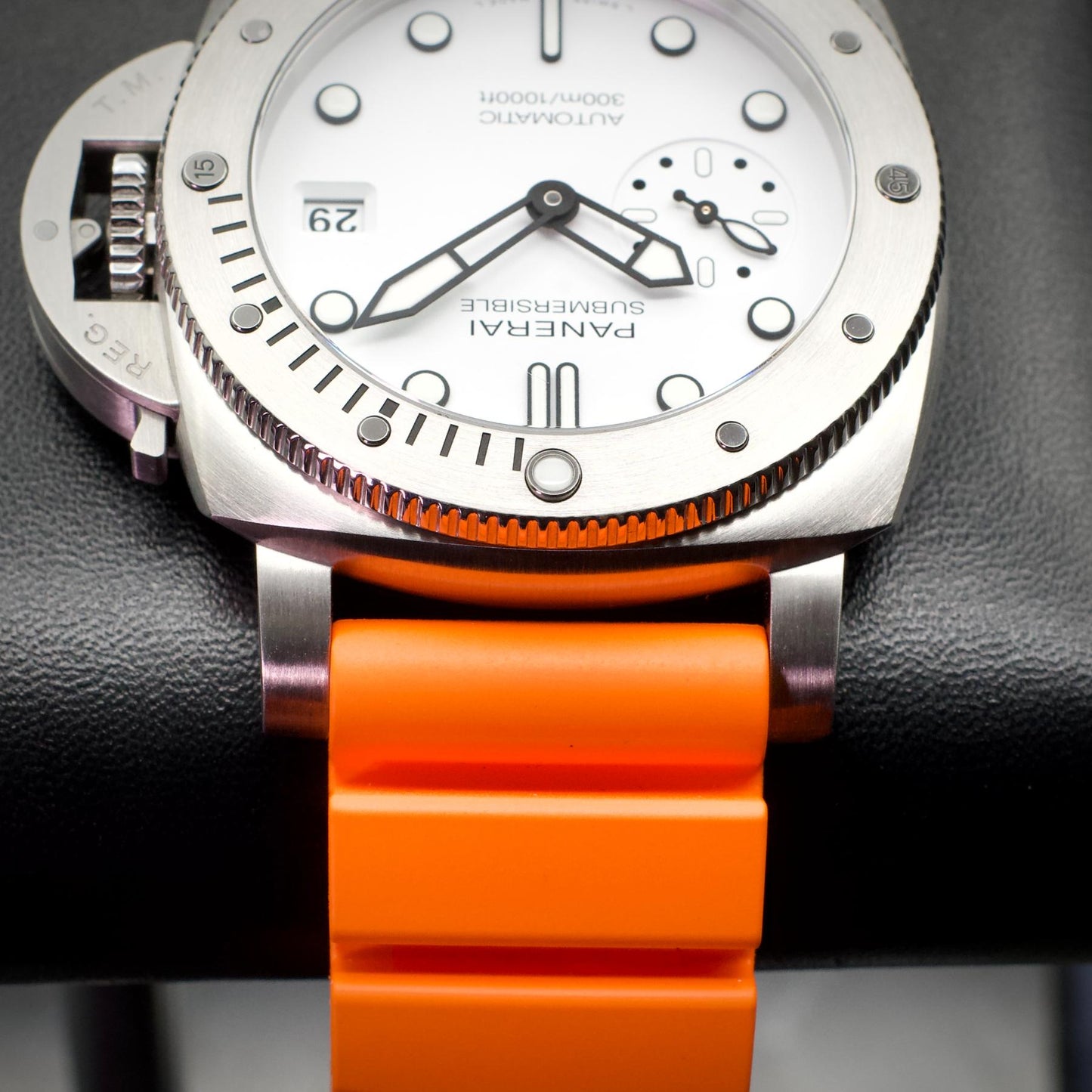 Panerai PAM01590 Submersible Bianco 42mm Steel White Dial Full Set 2025