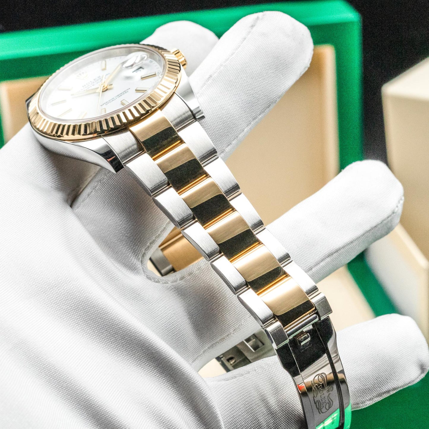 Rolex Datejust 41 126333-0001 Yellow Gold 