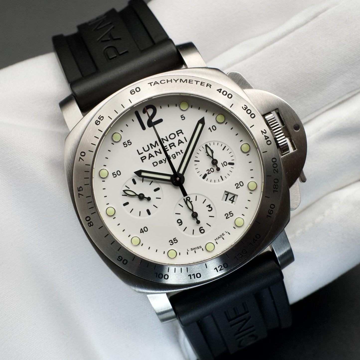 Panerai PAM00251 Luminor Chrono Daylight 44mm Ivory Dial Limited Ed 1/1000