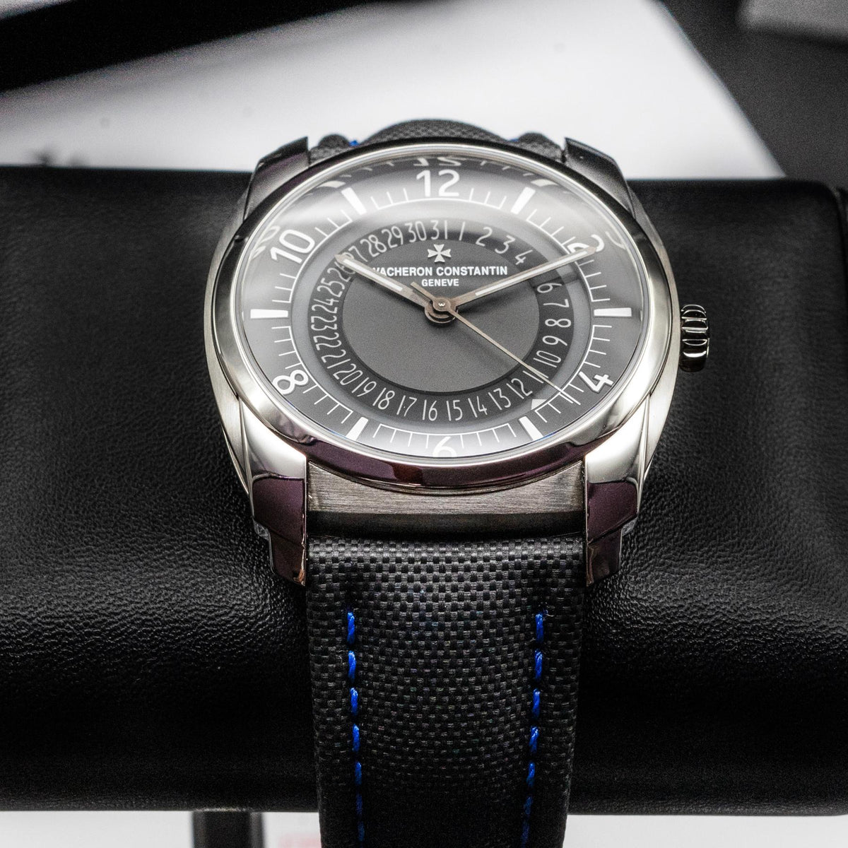 Vacheron Constantin Quai De L'Ile Date 4500S/000A-B196 Steel Black Box Papers