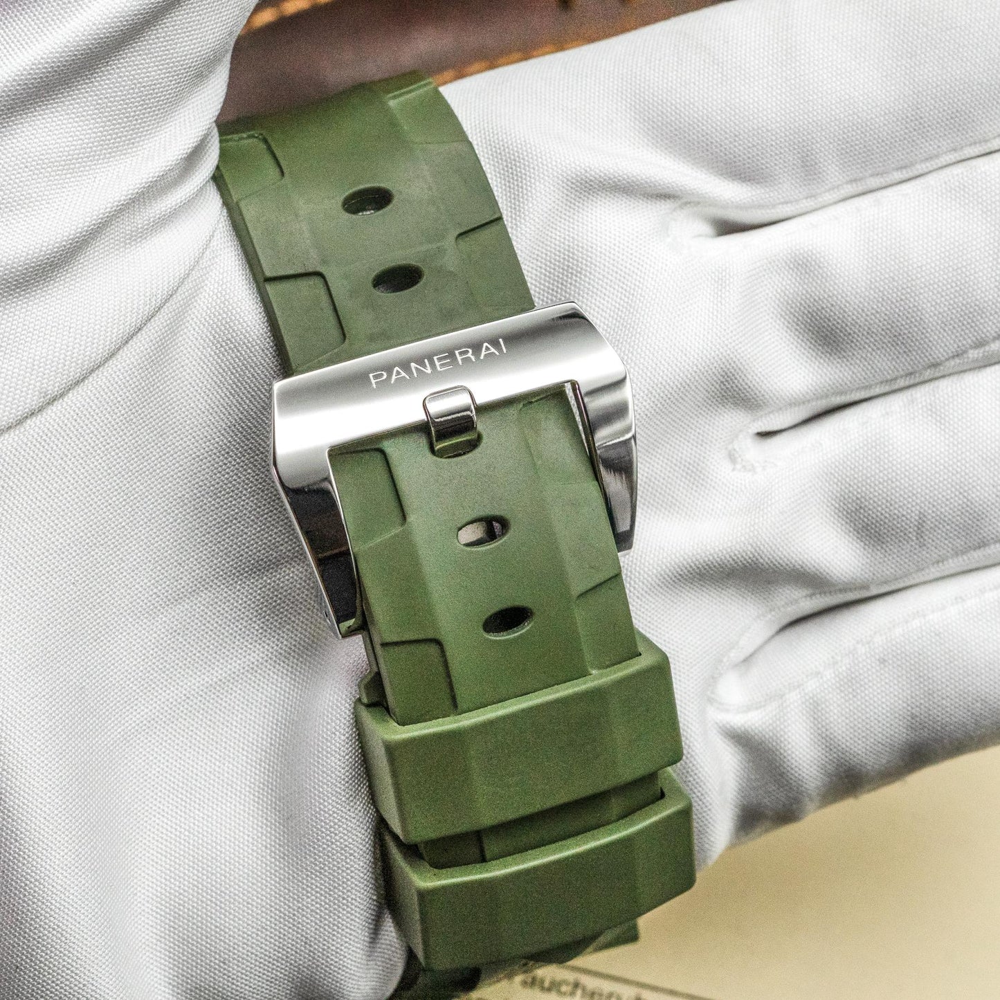 Panerai Luminor PAM00422
