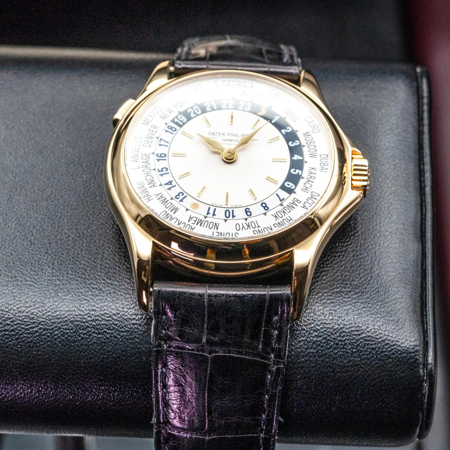 Patek Philippe World Time 5110J-001 37mm