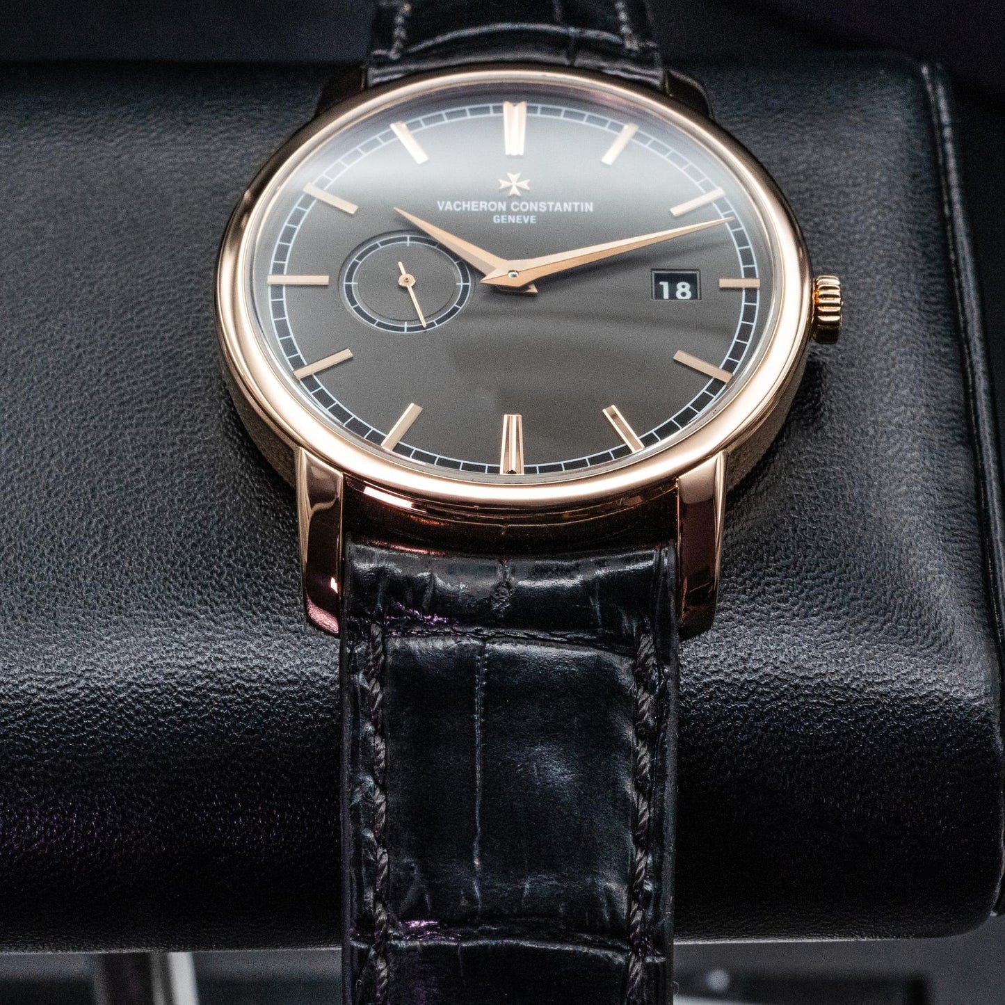 Vacheron Constantin Traditionnelle 87172/000R-B403 38mm Rose Gold Box Papers