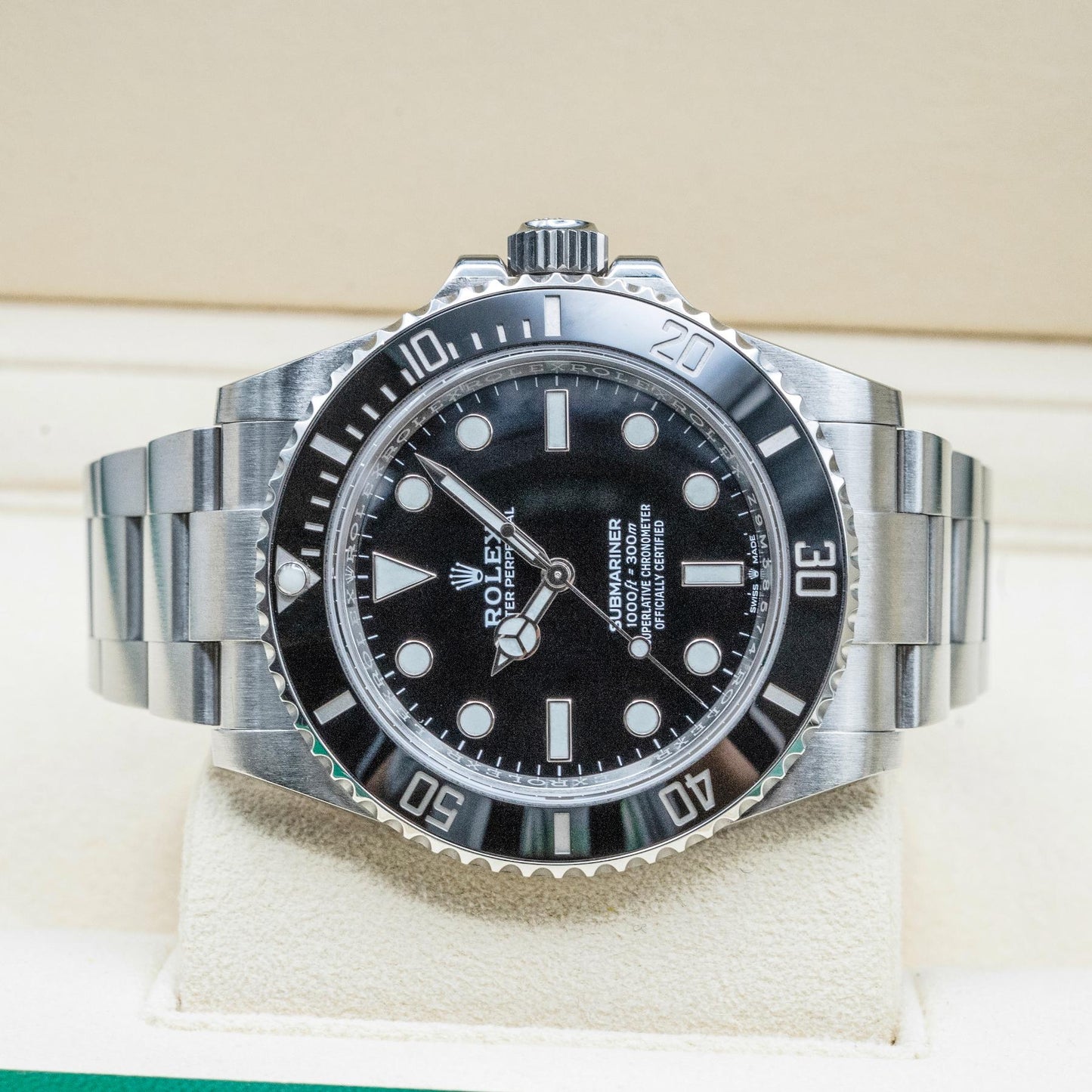 Rolex Submariner No Date 124060 41mm