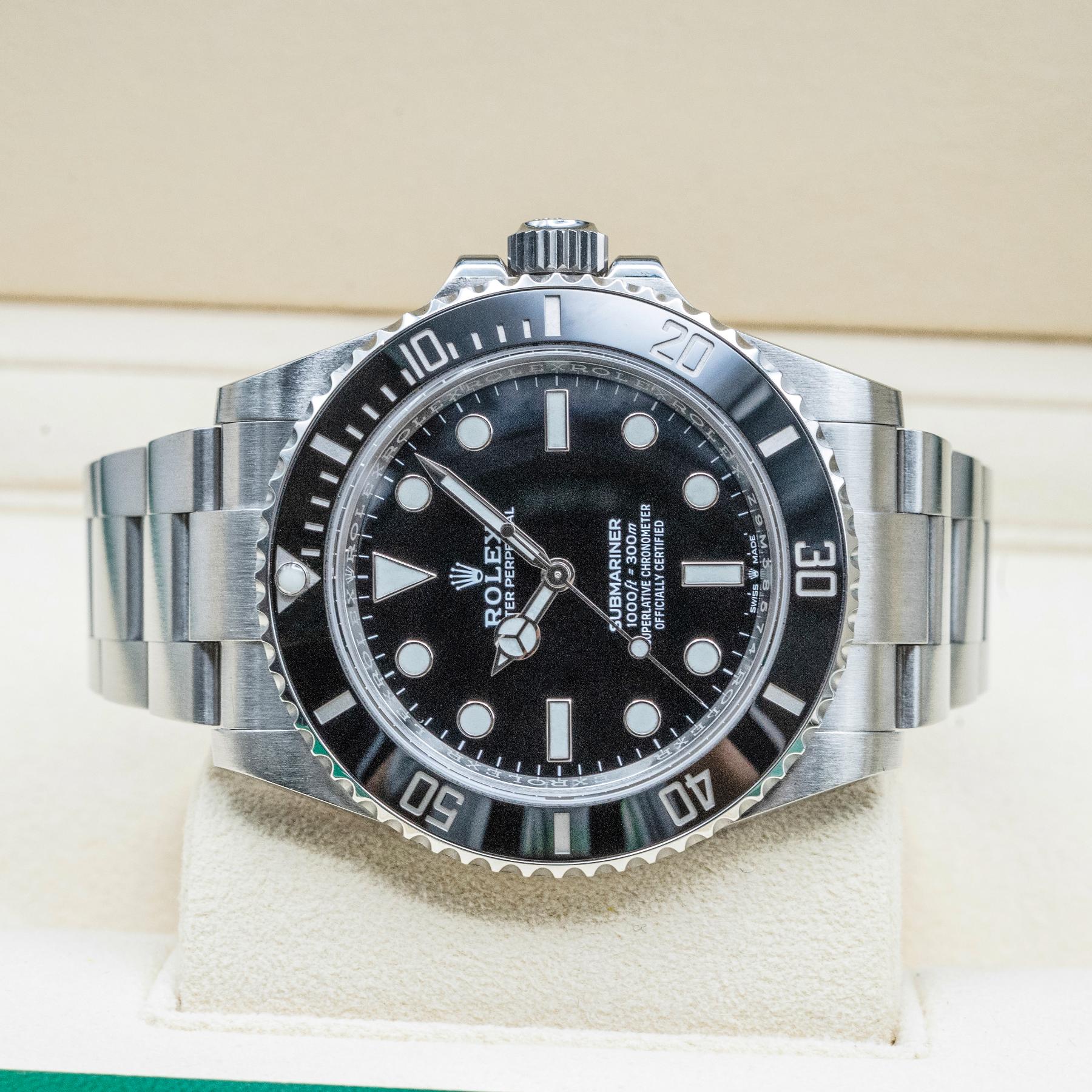 Rolex Submariner No Date 124060 41mm
