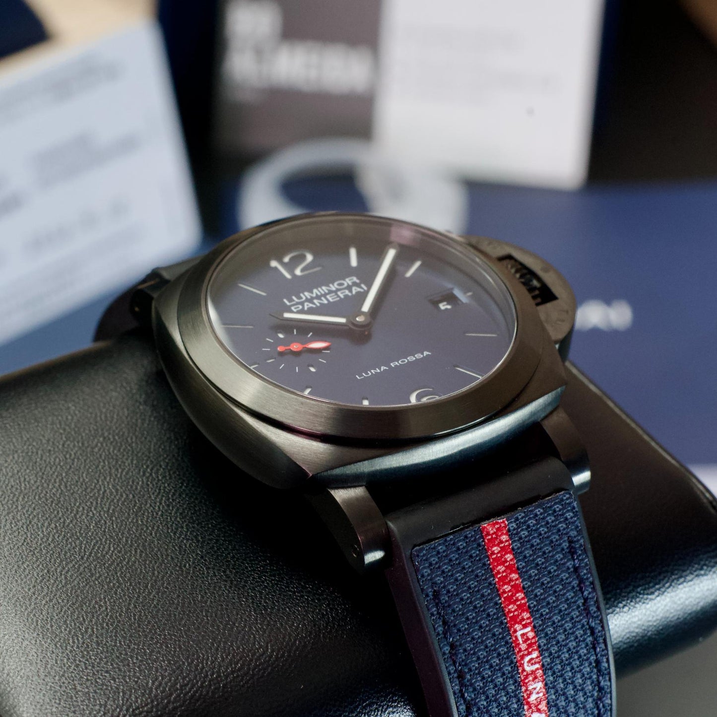Panerai PAM01408 Luminor Quaranta Luna Rossa Limited Edition DLC 40mm
