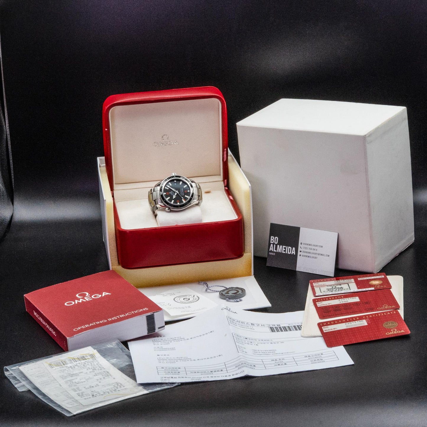 Omega Seamaster Planet Ocean 2201.51.00 42mm Black Orange Dial Box Papers 2010