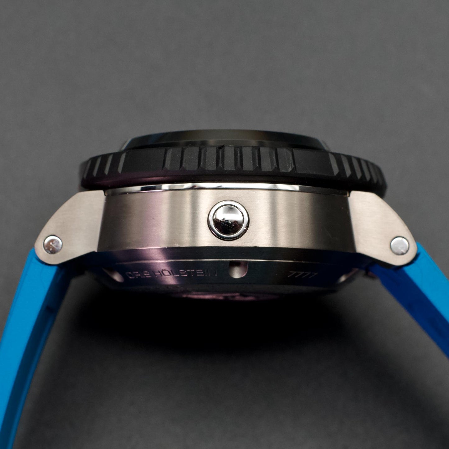 Oris Aquis Pro 4000M 49.5mm Titanium Blue Dial Calibre 400 Full Set