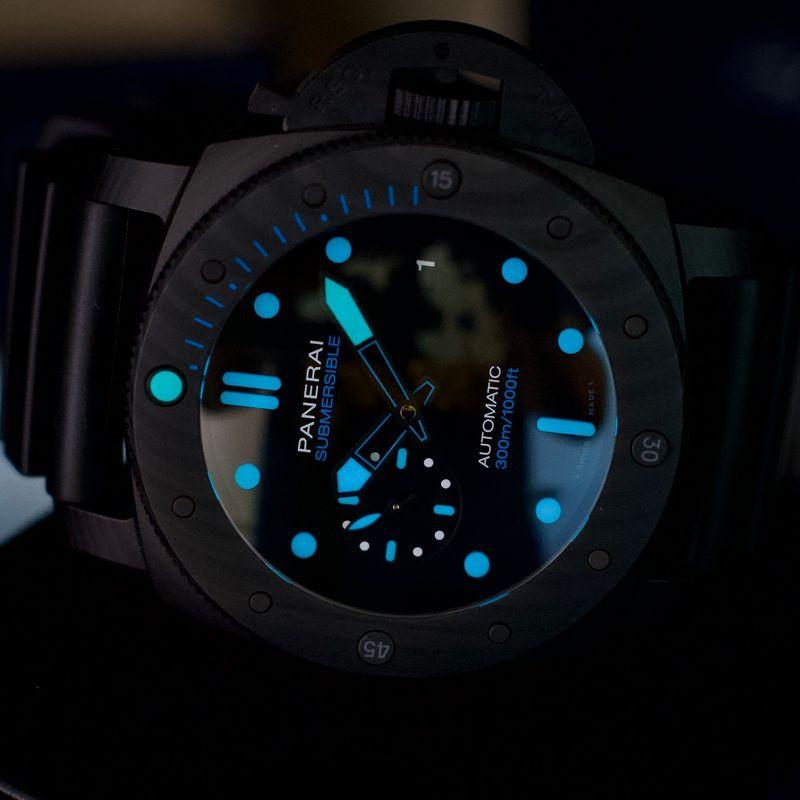 Panerai PAM02616 Submersible Carbotech 47mm Black Dial 2024 Full Set