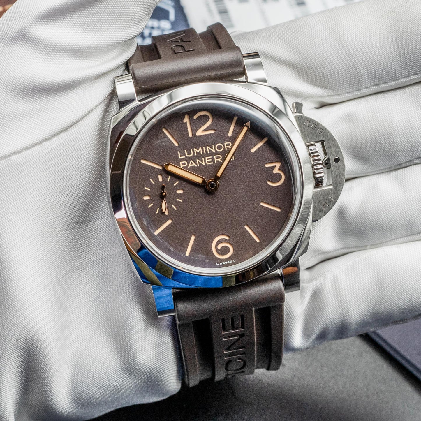 Panerai Luminor PAM01731 44mm Polished Steel Tobacco
