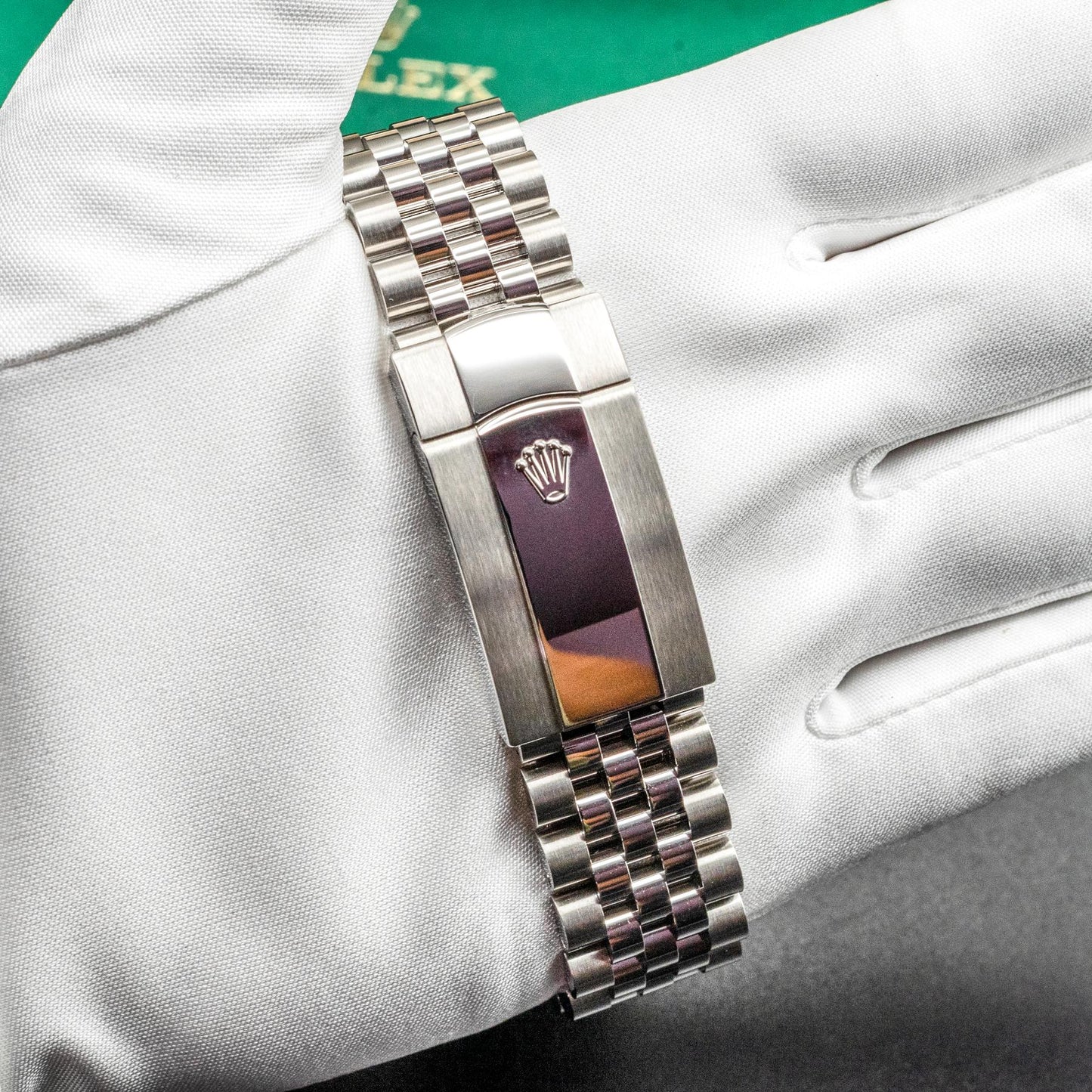 Rolex Sky-Dweller 336934 42mm White Rolesor Black Dial Jubilee Box Papers 2026