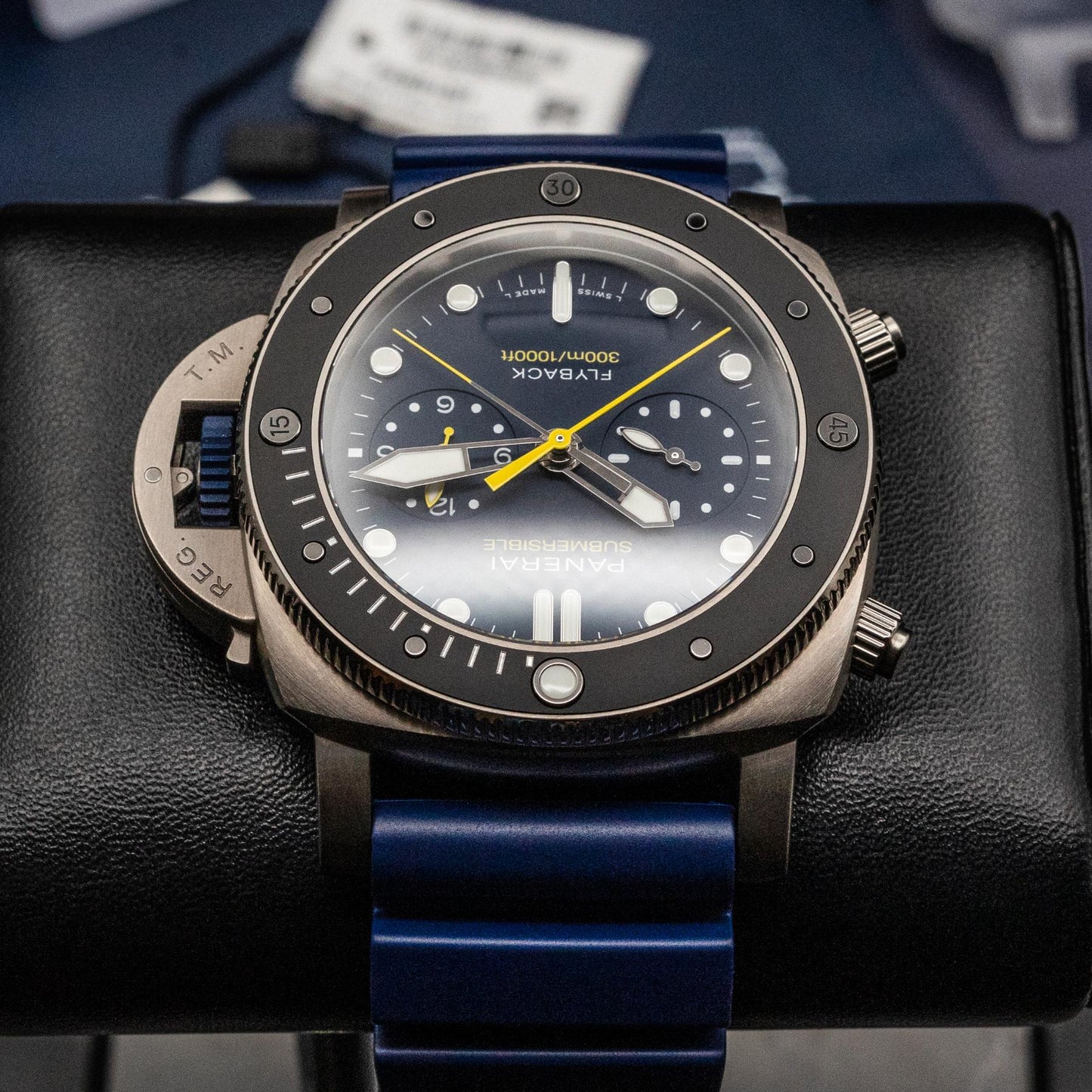Panerai Submersible Flyback Chrono Mike Horn PAM01291 47mm Titanium Box Papers