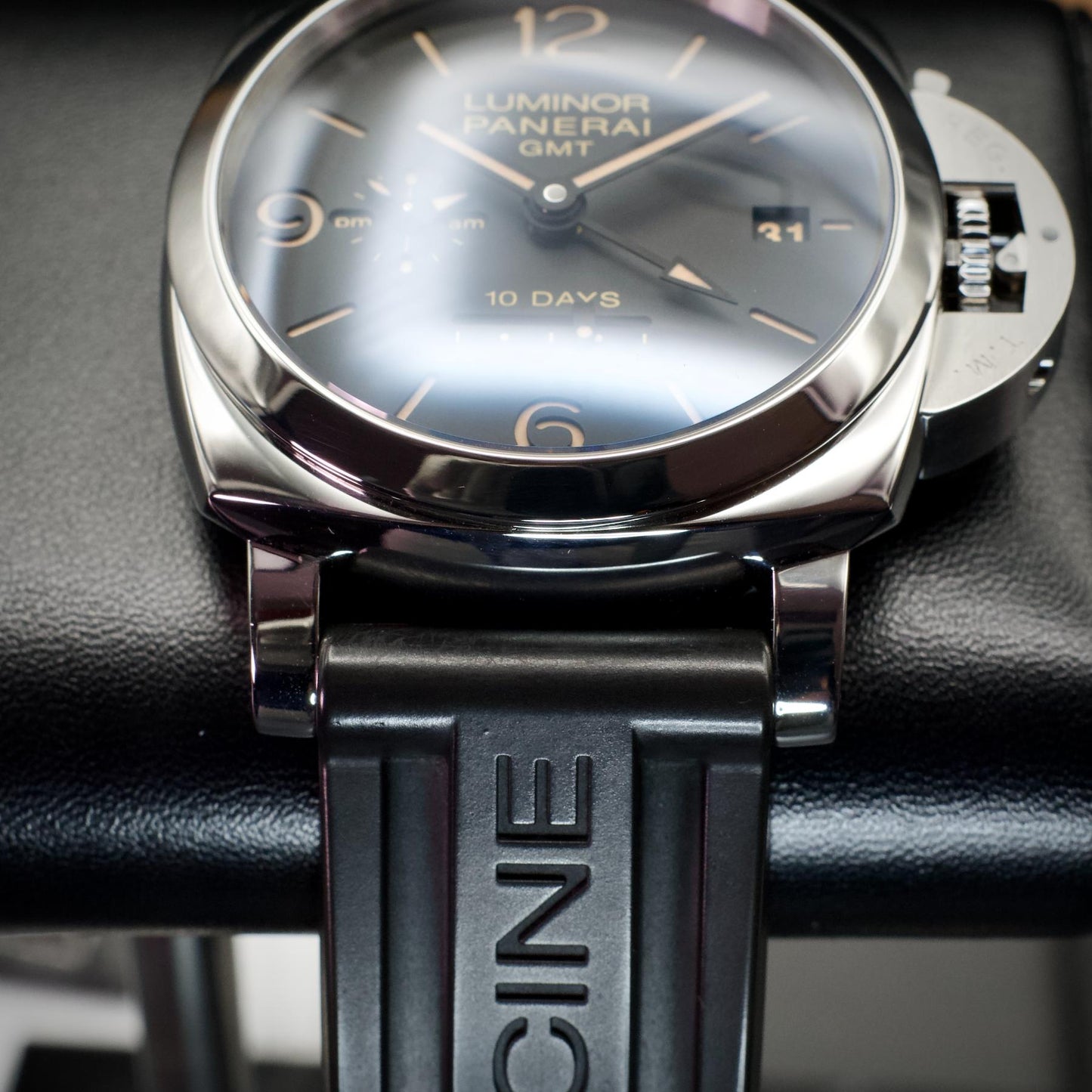 Panerai PAM00533 Luminor 1950 10 Days GMT 44mm Steel Black Dial Full Set