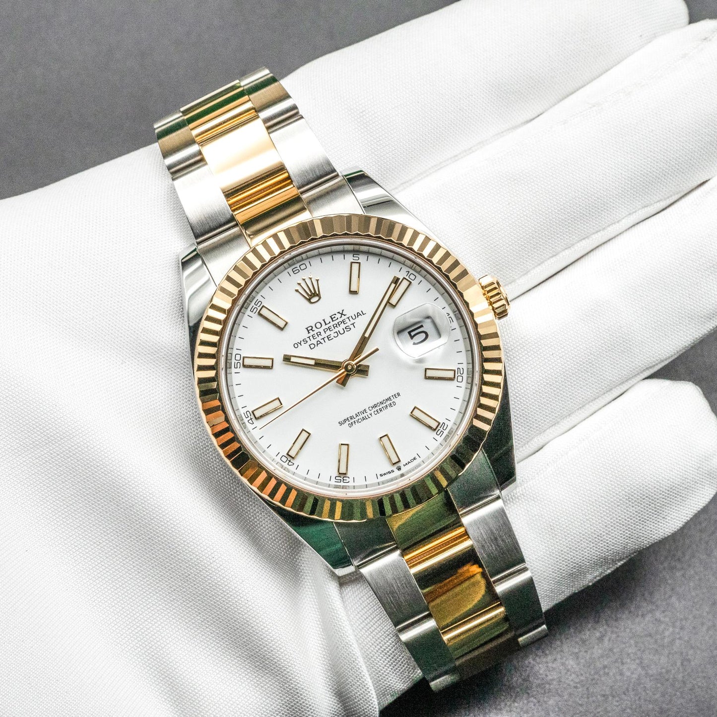Rolex Datejust 41 126333-0001 Yellow Gold 