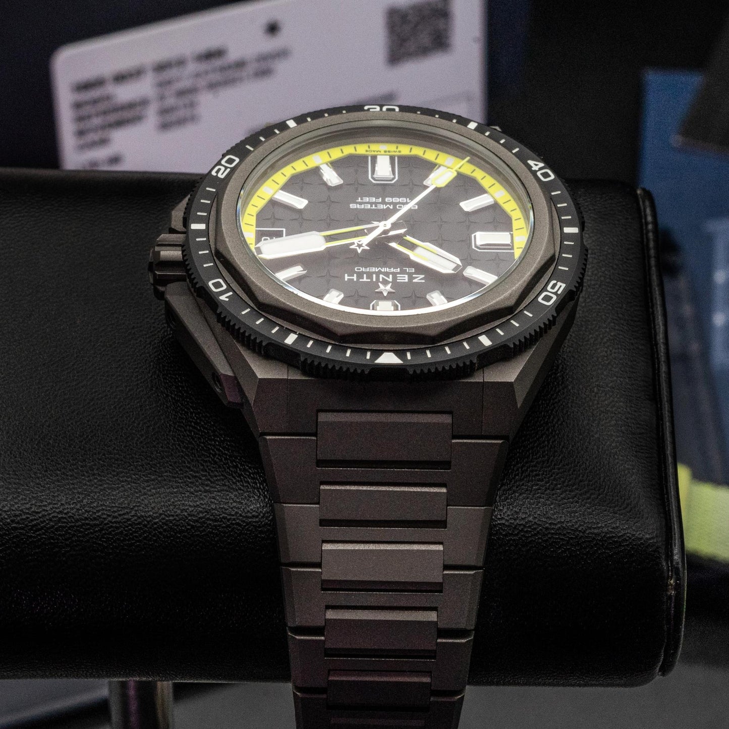 Zenith Defy Extreme Diver 97.9600.3620 Titanium 42.5mm Black Yellow Box Papers