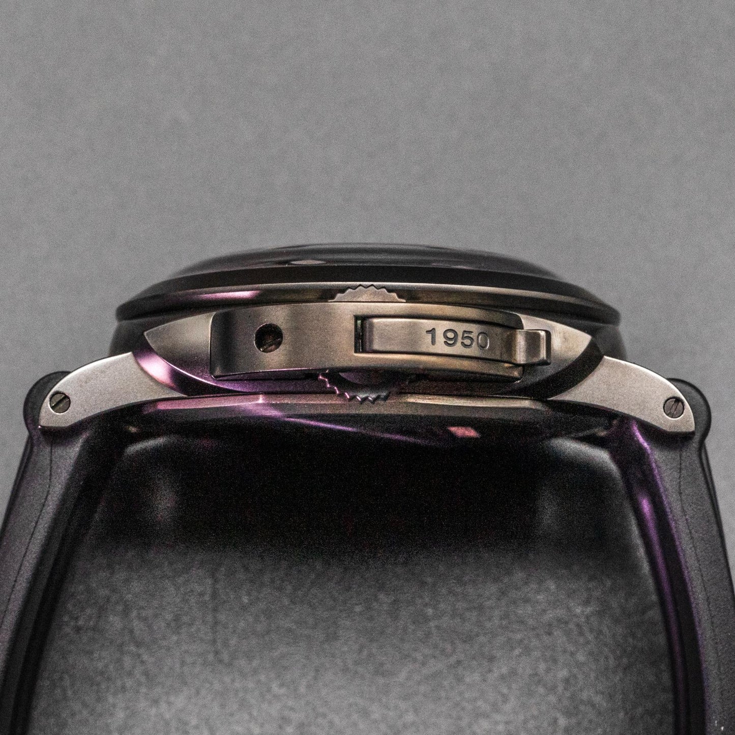  PAM00617 47mm Titanium DLC