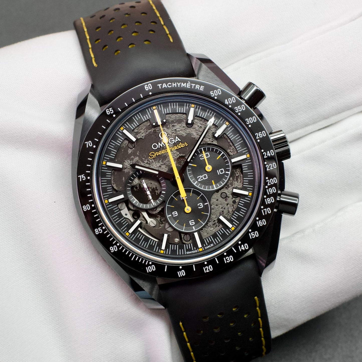 Omega Speedmaster Dark Side Moon Apollo 8 44mm Ceramic Box Papers 2024