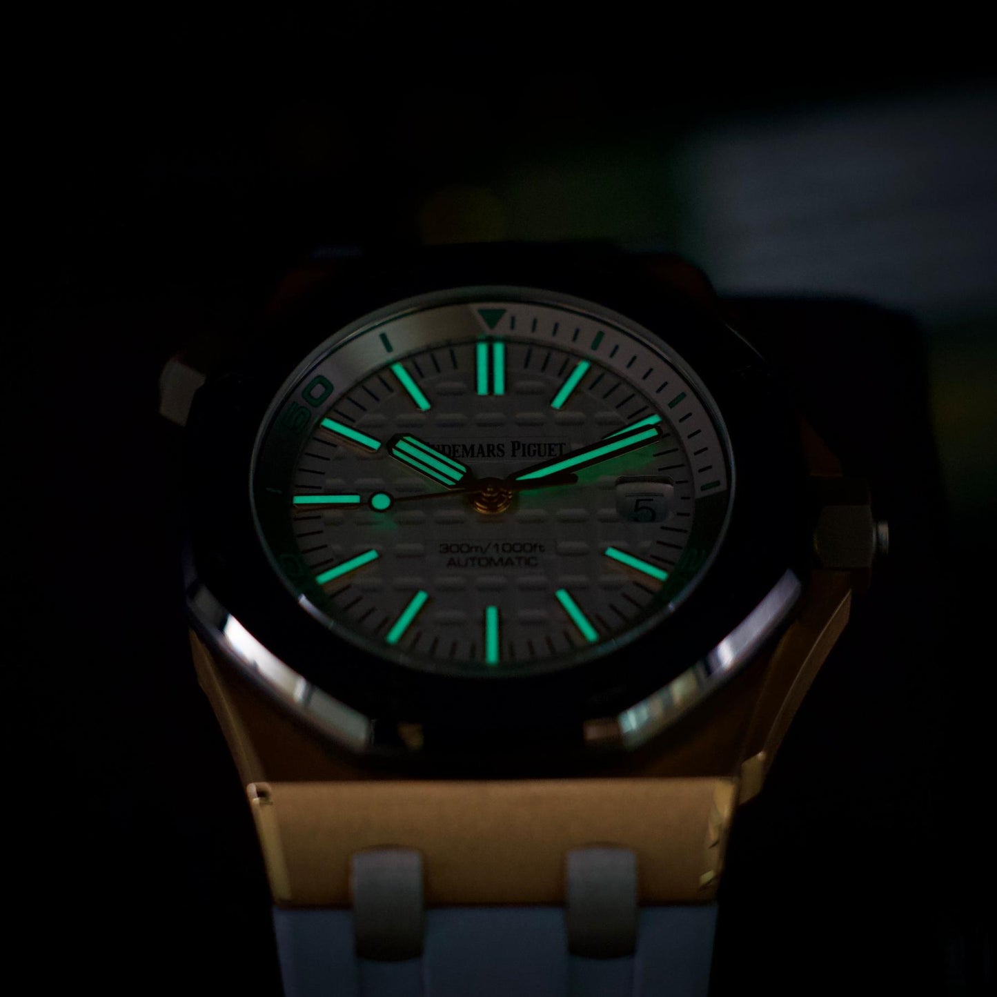 Audemars Piguet Royal Oak Offshore Diver Japan Diver 15711OI 42mm Rose Gold Grey Dial