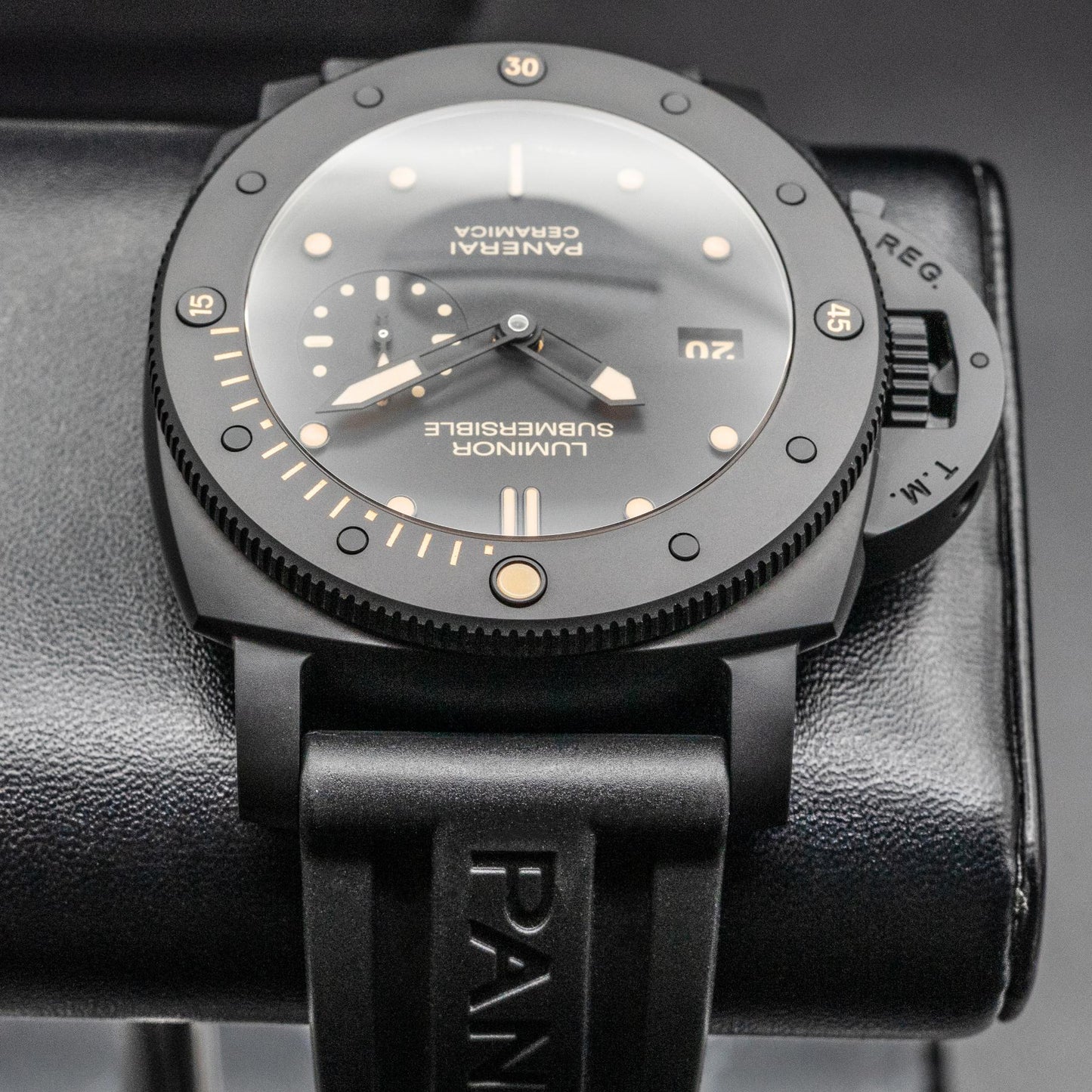 Panerai Luminor Submersible 1950 Left-Handed Ceramica PAM00607 47mm Box Papers