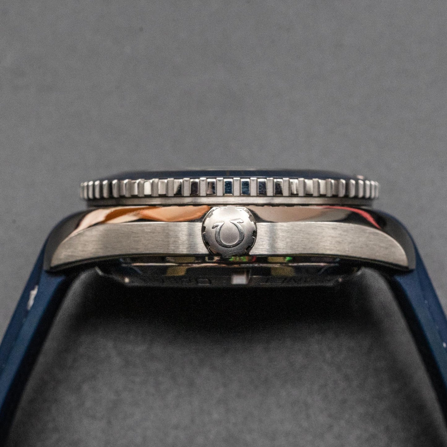 Omega Seamaster Planet Ocean 600M 42mm Titanium Blue Dial Co-Axial Box Papers