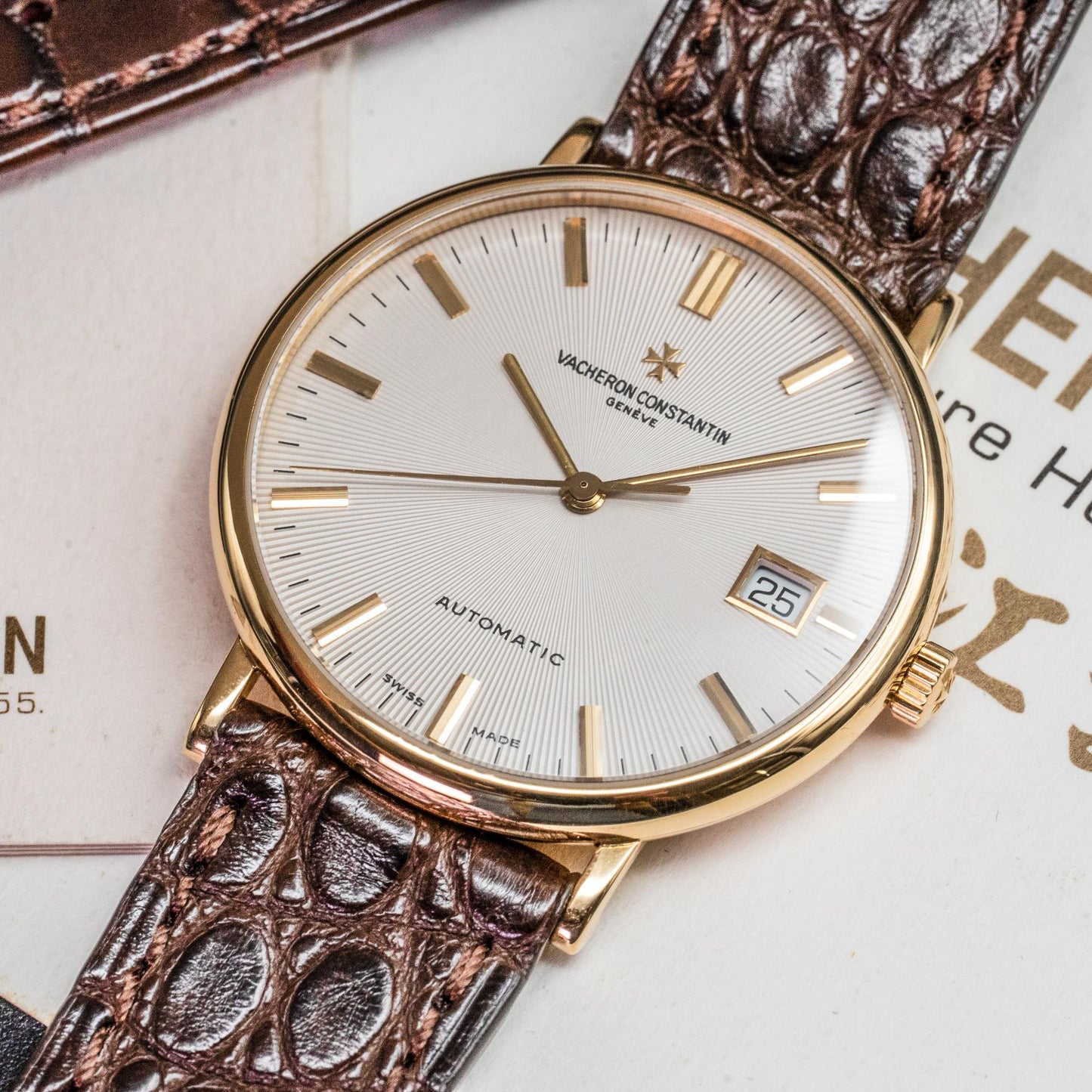 Vacheron Constantin Patrimony 42002/000J-9021 Yellow Gold
