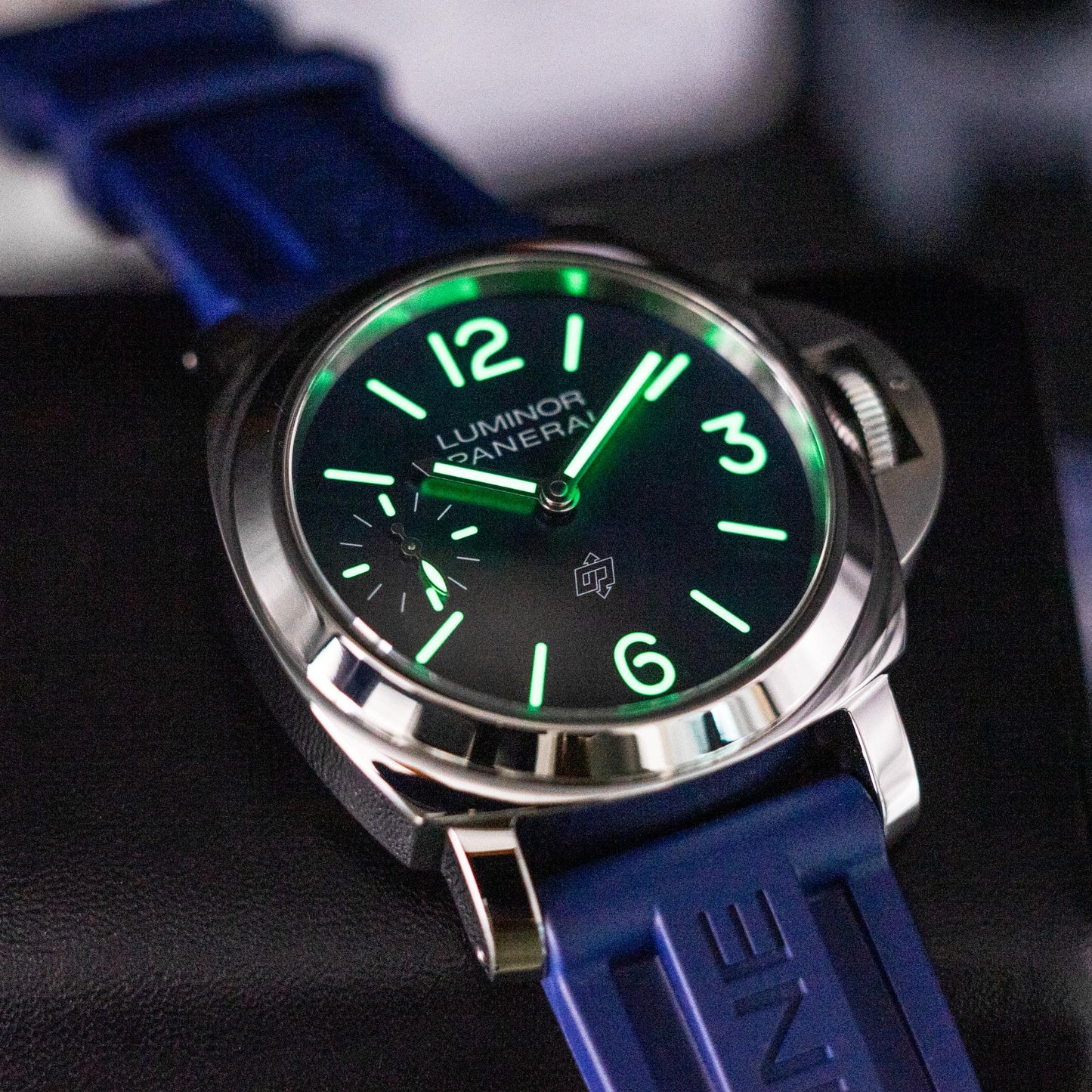 Panerai PAM01085 Luminor Logo Blu Mare 44mm Steel Blue Sunburst Dial