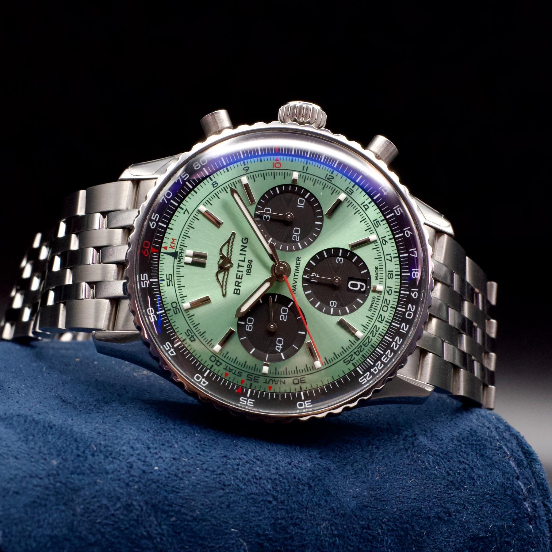 Breitling Navitimer B01 AB0138241L1A1 43mm Mint Green Dial Steel Box Papers