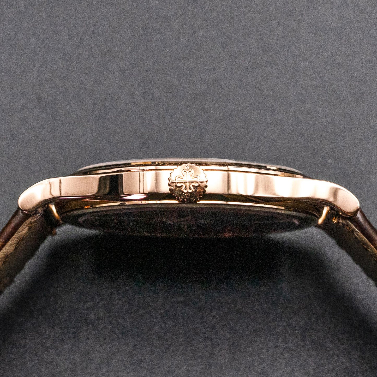 Patek Philippe Calatrava 6119R-001 39mm Rose Gold lug