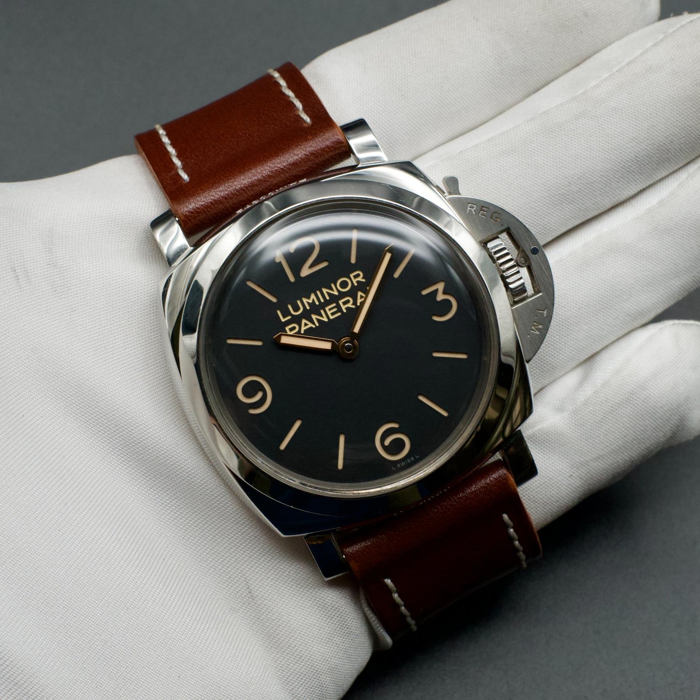 PAM00372 Black Dial