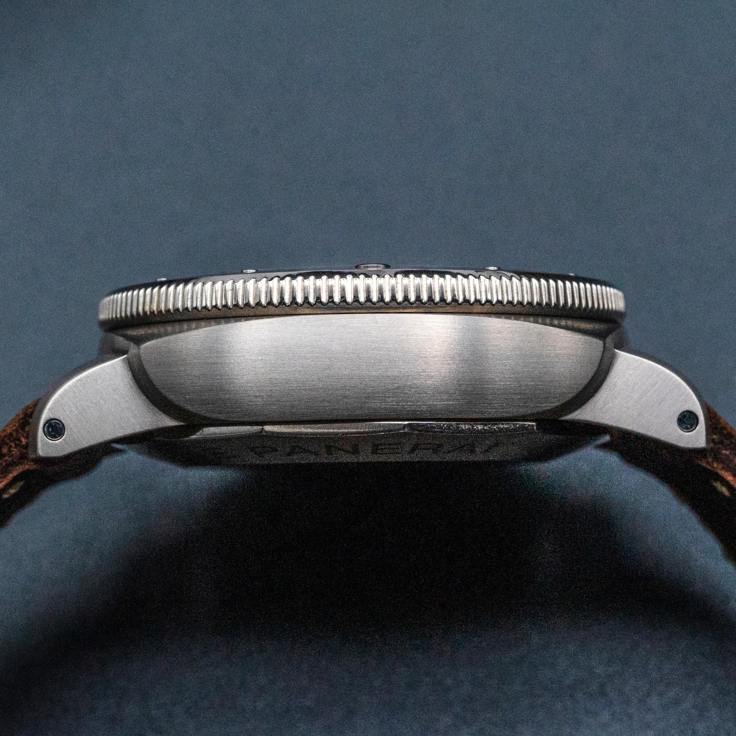 Left-Handed PAM00569
