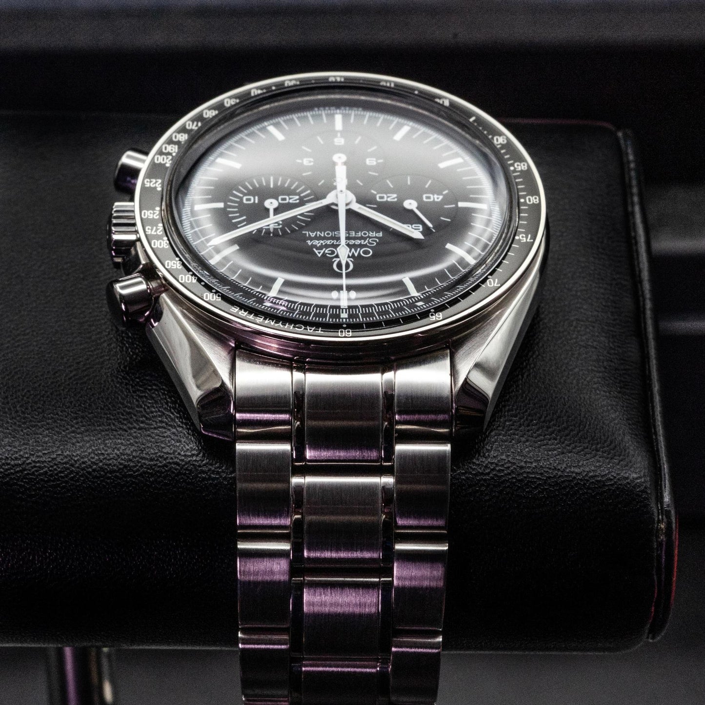 Omega Speedmaster Moonwatch Professional 311.30.42.30.01.005 Box Papers 2015