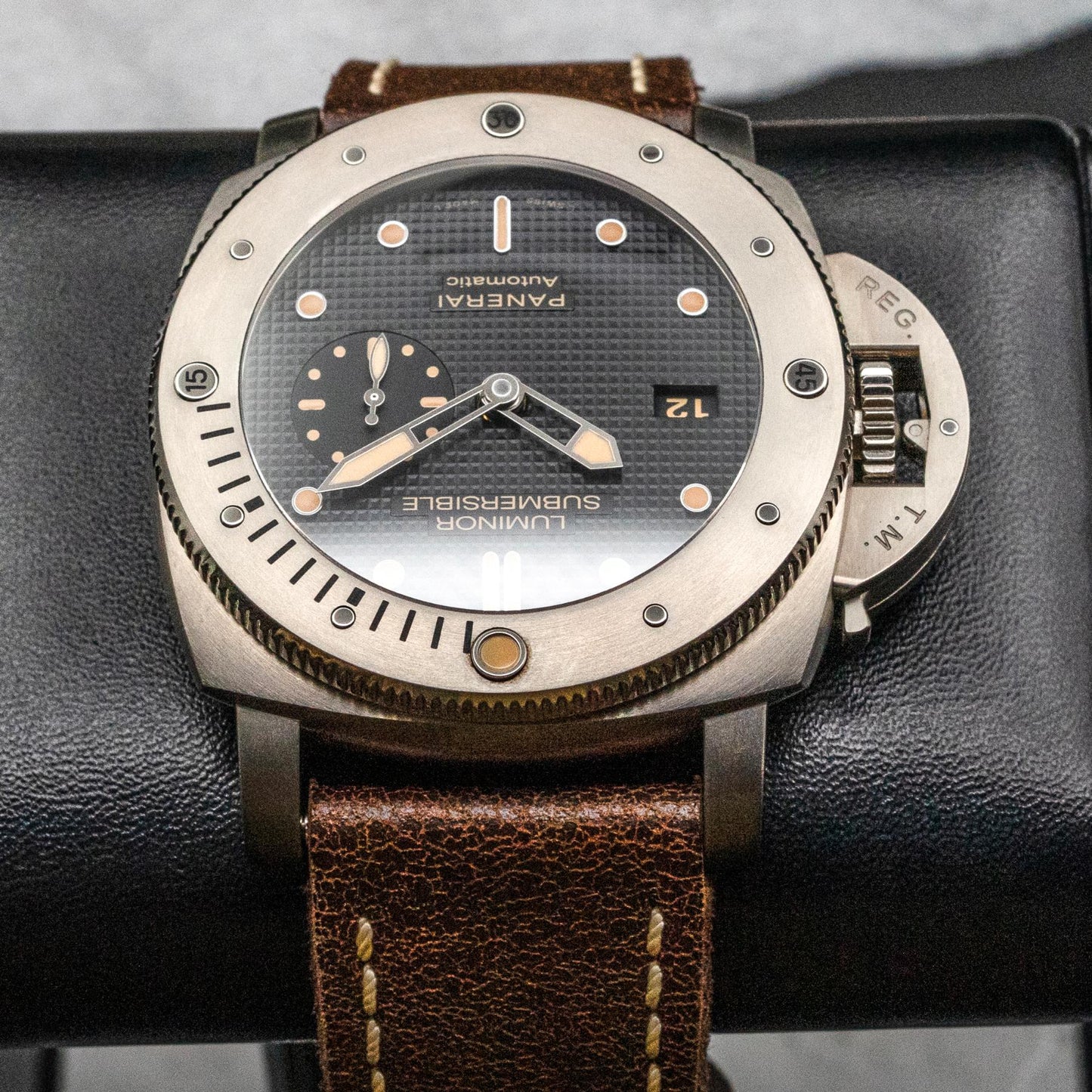 Left-Handed PAM00569