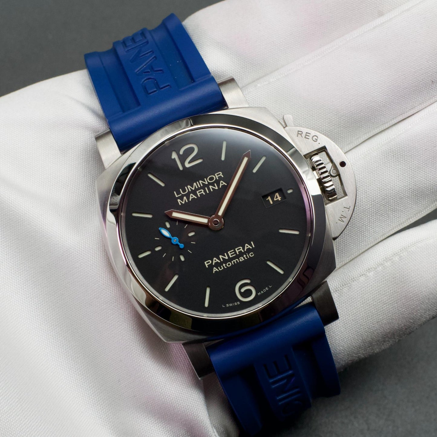 Panerai PAM01392 Luminor Marina 1950 3 Days Steel 42mm Box Papers