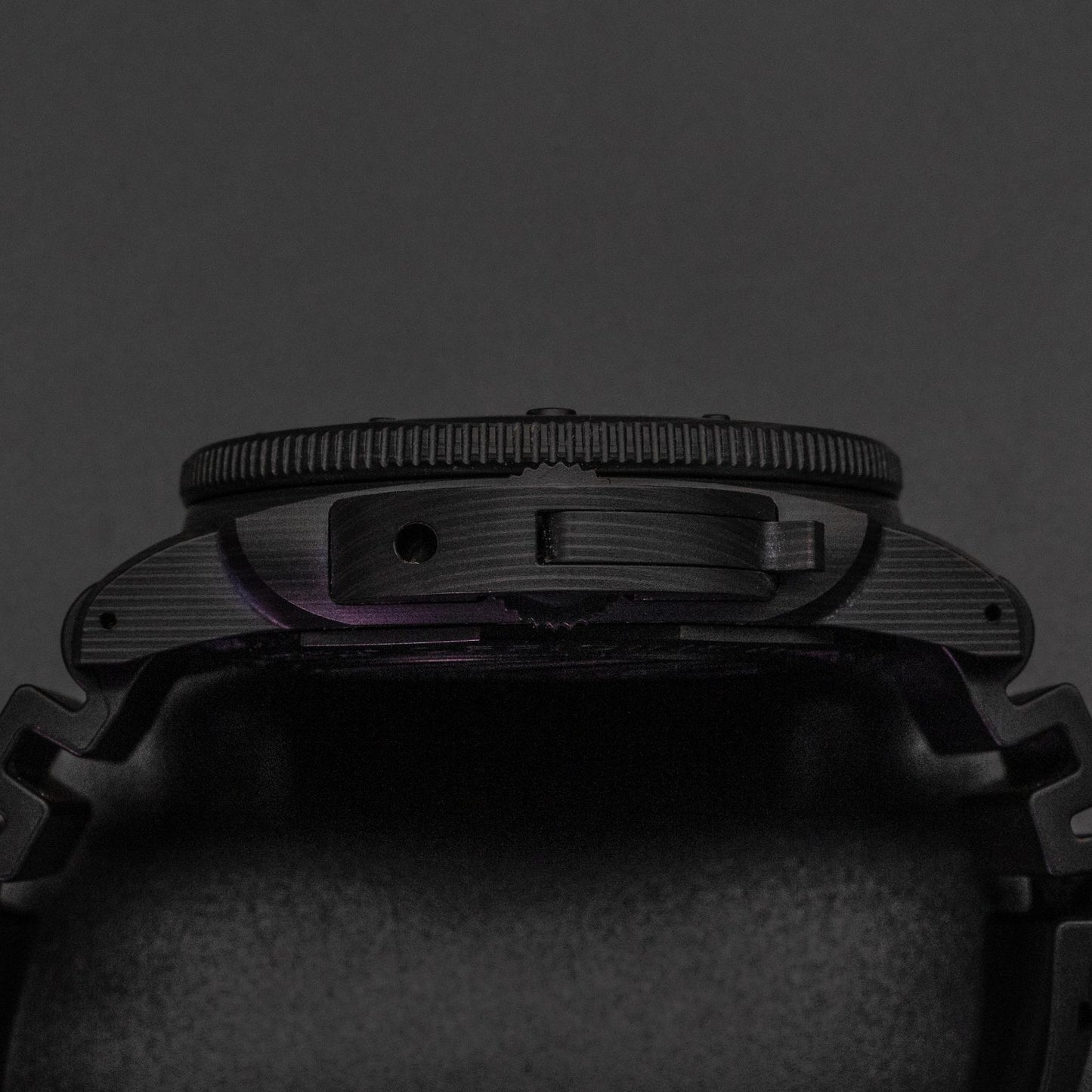 Panerai Submersible Luna Rossa PAM01039 47mm Carbotech Box Papers 2020