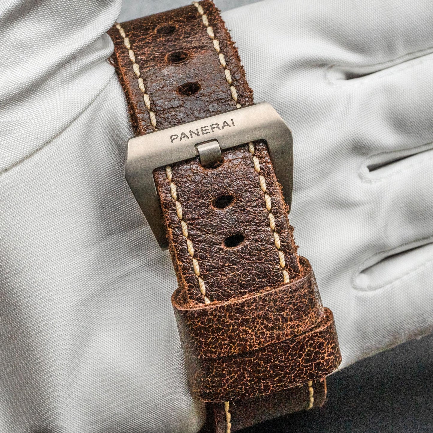 Left-Handed PAM00569