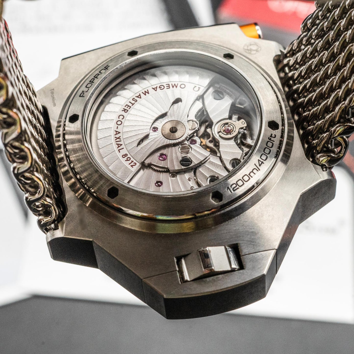 Omega Seamaster Ploprof 1200M 2018 Movement