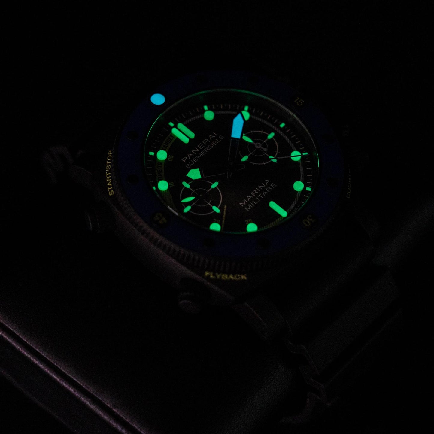 Panerai Submersible Forze Speciali PAM02239 47mm Titanium Black Dial Box Papers