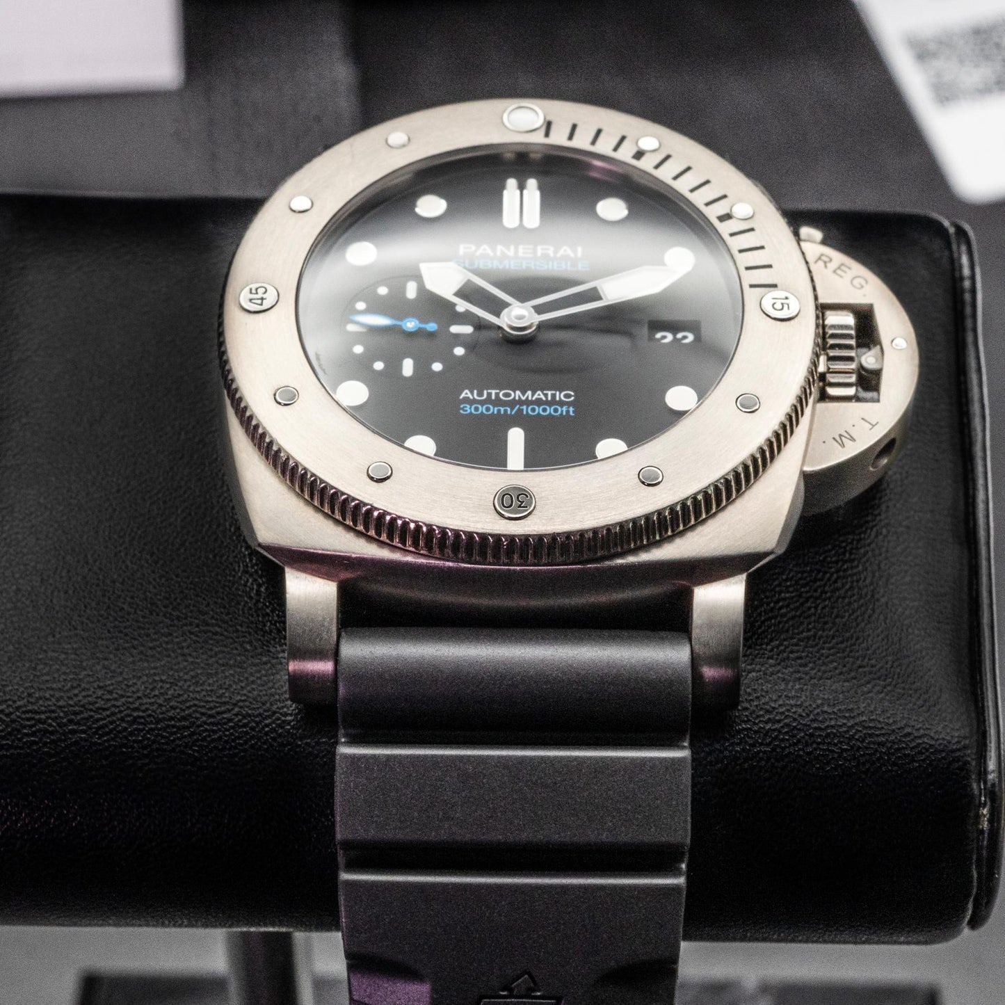 Panerai Luminor Submersible PAM01305