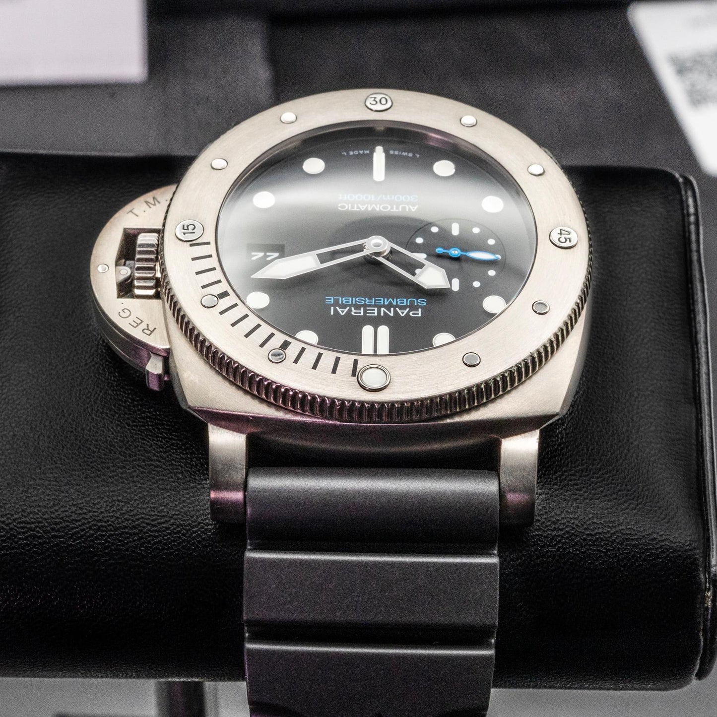 Panerai Luminor Submersible PAM01305