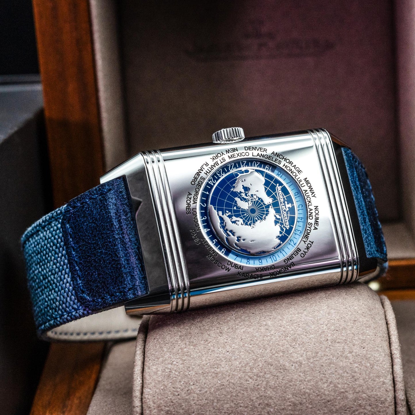 Jaeger-LeCoultre Reverso Tribute Geographic Q714845J Map Design