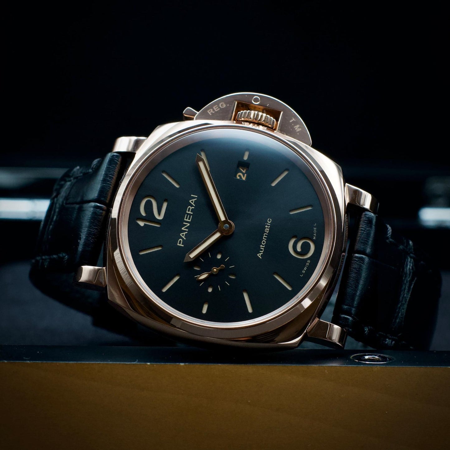 Panerai Luminor Due Goldtech PAM01041 42mm Black Dial Box Papers 2023