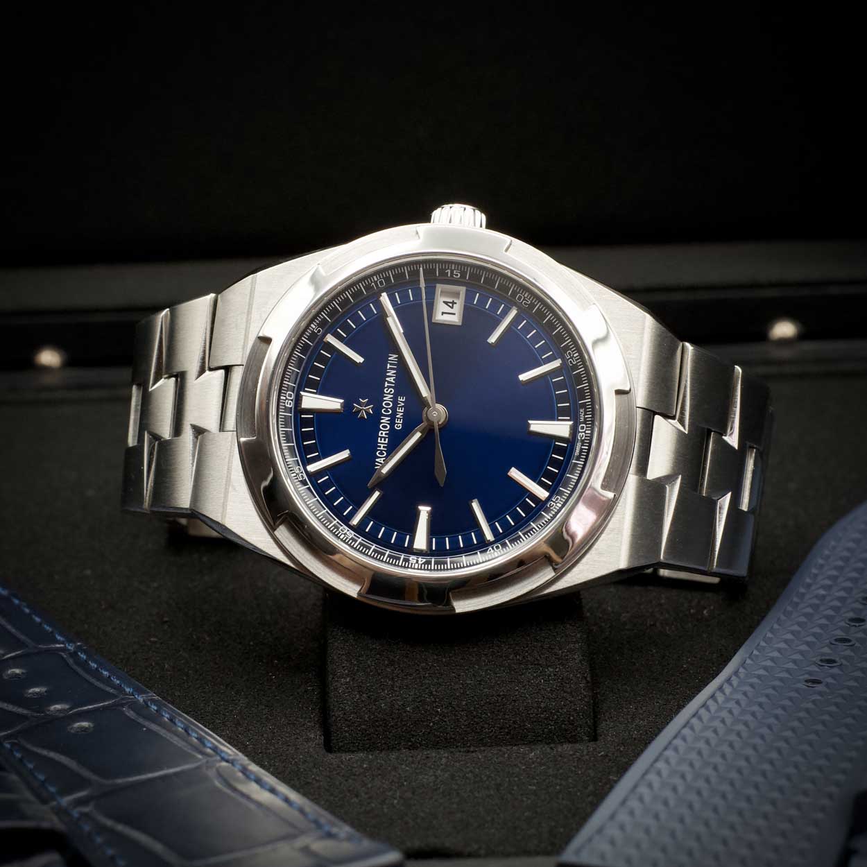Vacheron Constantin VC Overseas Automatic Blue Dial 4500V Stainless Steel 41 B&P