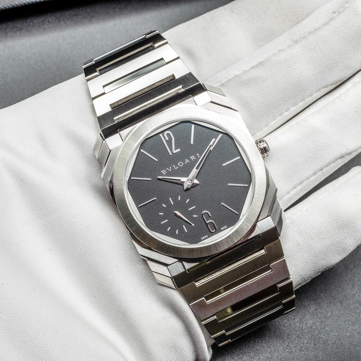 Bvlgari Octo Finissimo Automatic 103297 40mm Steel Black Dial Box Papers 2026