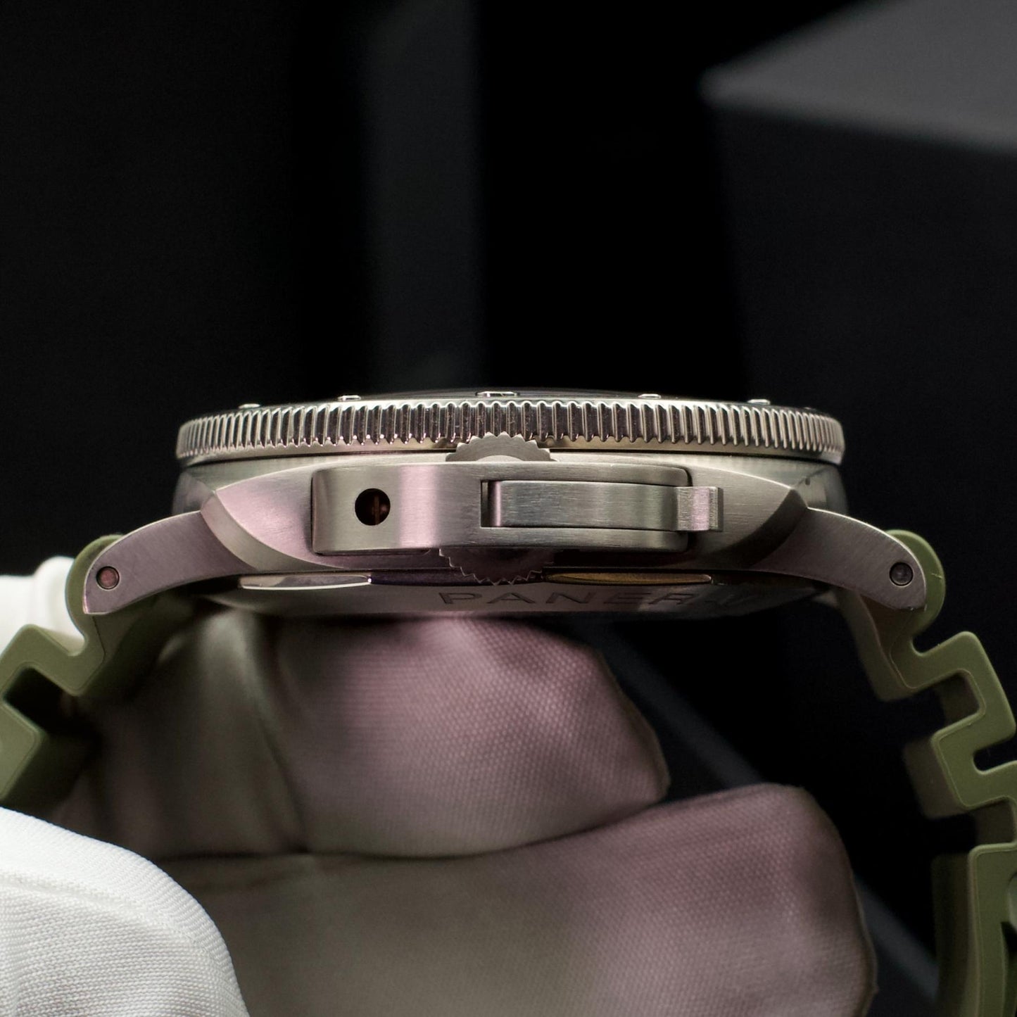 Panerai Luminor Submersible 1950 PAM01305 47mm Titanium Box Papers 2022
