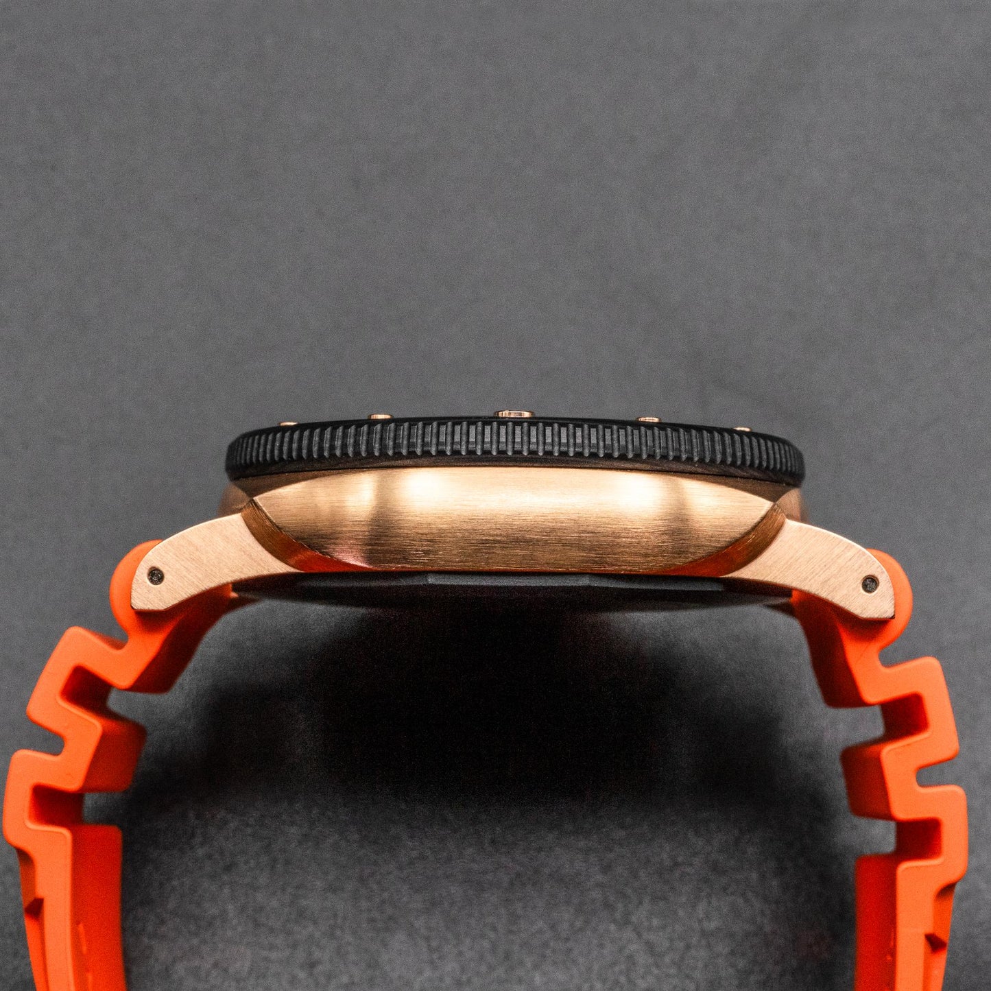 Panerai Submersible PAM02070 44mm Goldtech OroCarbo Black Dial Box Papers 2025