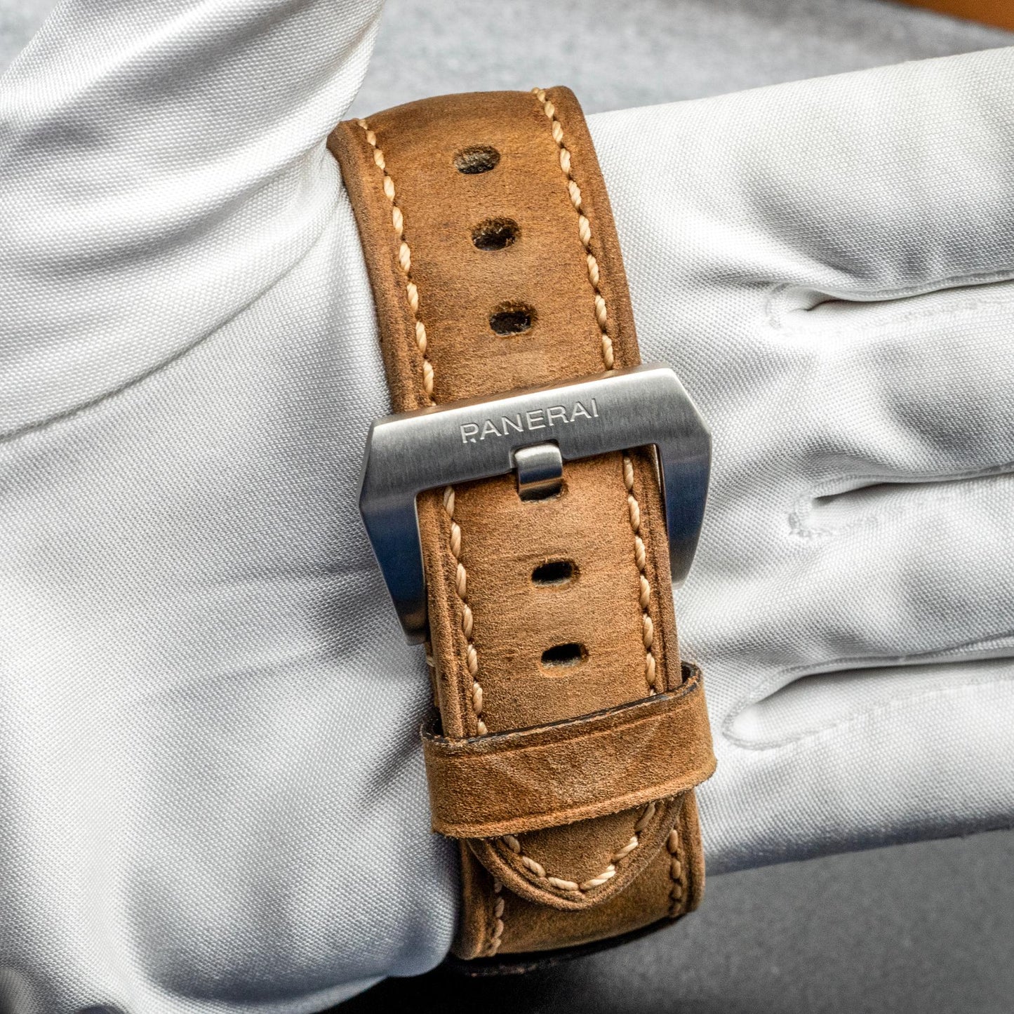 Panerai Luminor Power Reserve PAM00423 47mm clasp