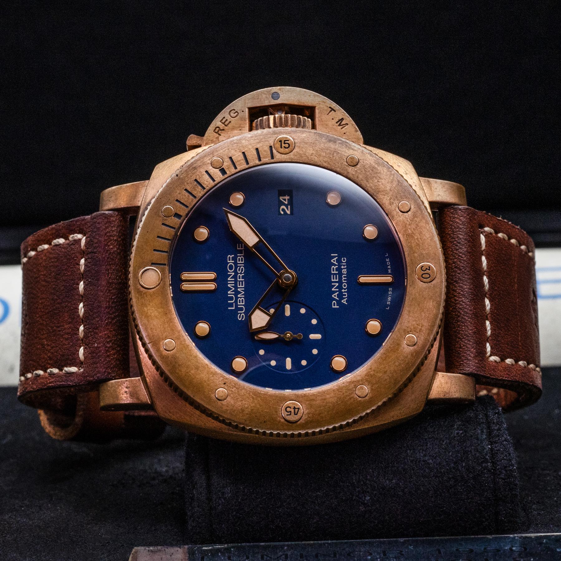 Panerai Luminor Submersible 1950 Bronzo PAM00671 47mm Blue Dial Box Papers 2017