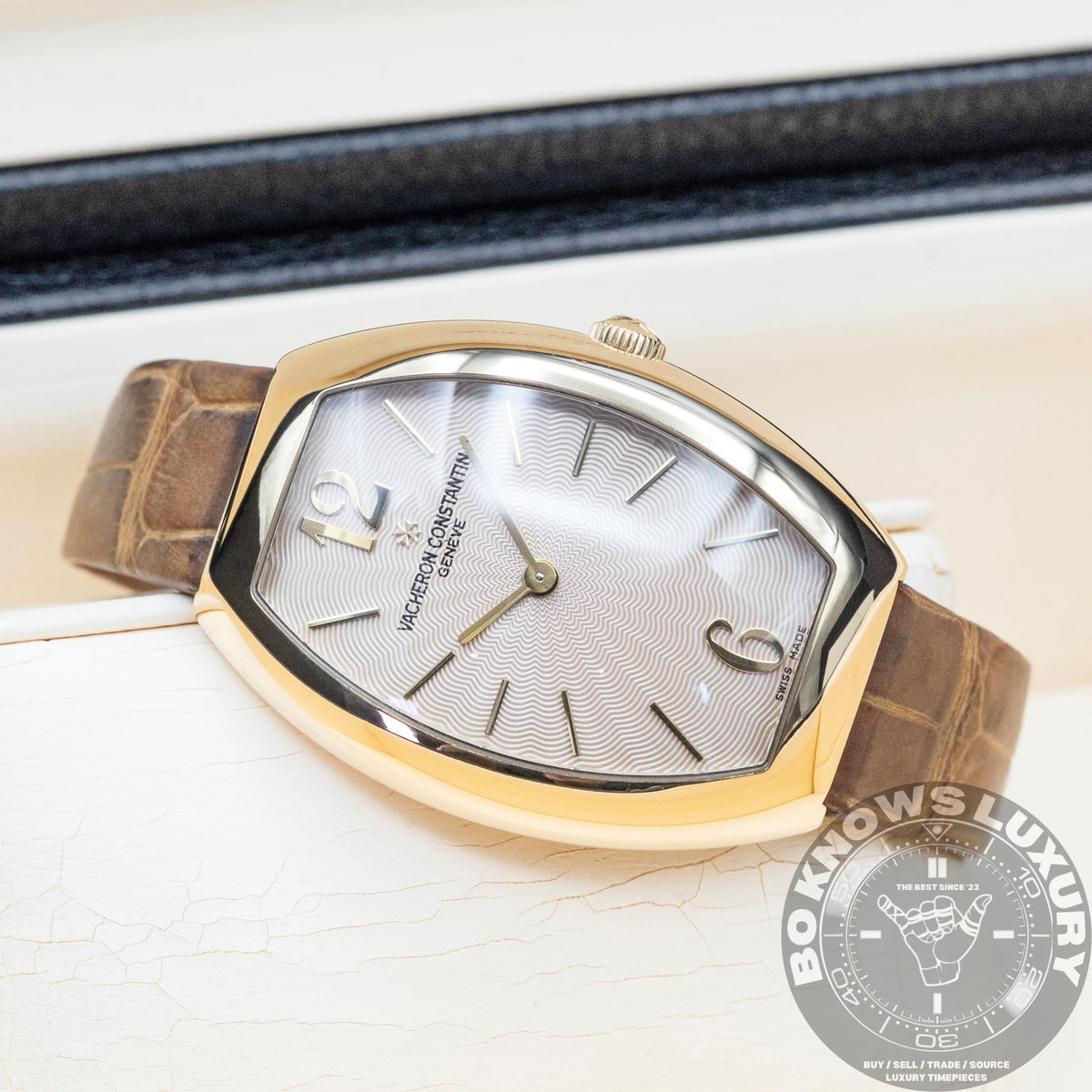 Vacheron Constantin Egerie 25040/000J 27.5mm 18K Yellow Gold Quartz Box Papers